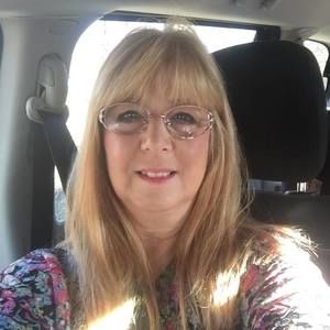 Meet your Posher, Lisa g.